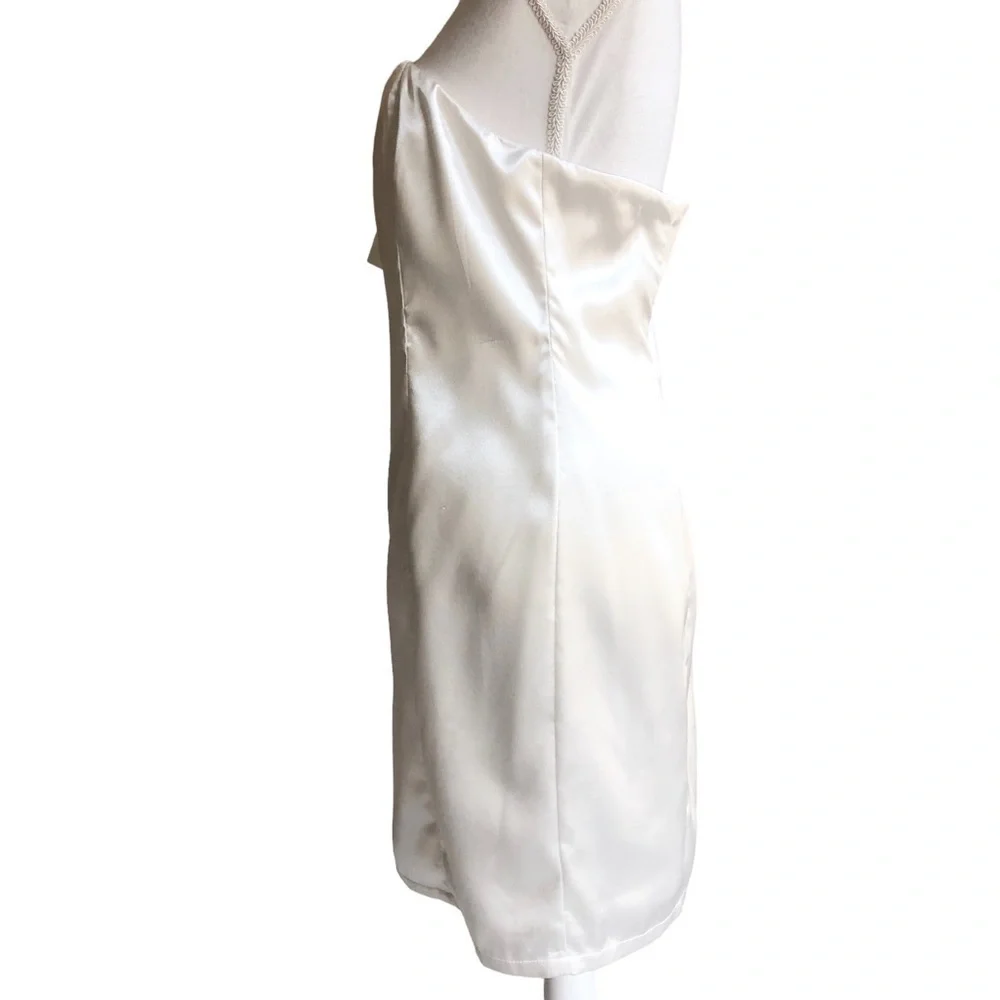 Lulu’s Love The Applause White Satin One Shoulder Dress Large